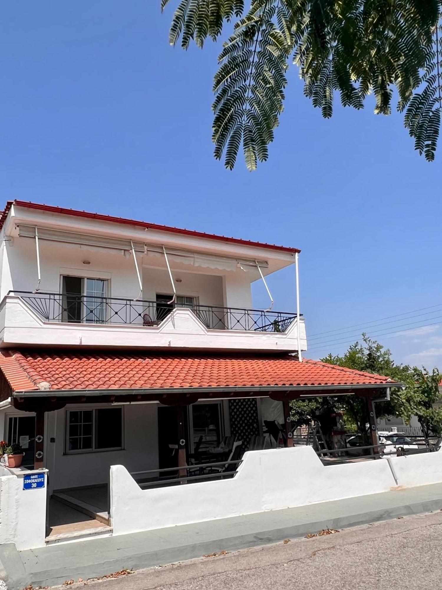Dimitra House Entire Apartment With Balcony And View Pherrai Экстерьер фото